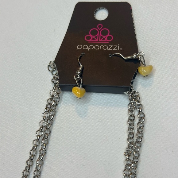 Yellow Beaded Necklace and Earring Set - Picture 5 of 7